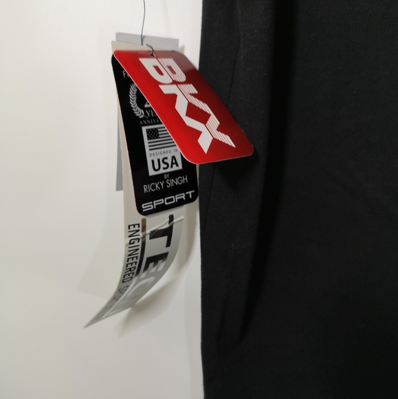 Brooklyn Xpress Premium Men's T-Shirt Checkered Trim Black Red Size L New - Picture 10 of 11